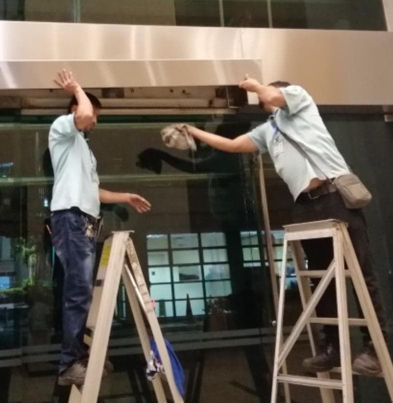 Shopfronts & Mirrors