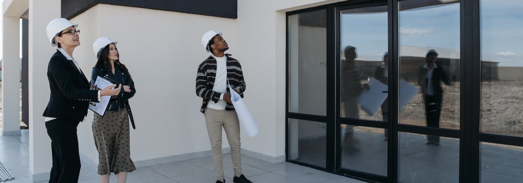 Glass consultation services - slide 1