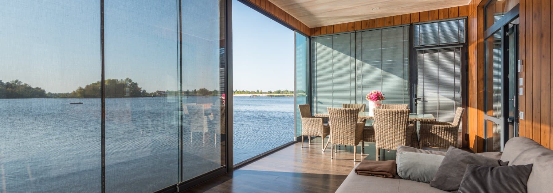 Glass consultation services - slide 3