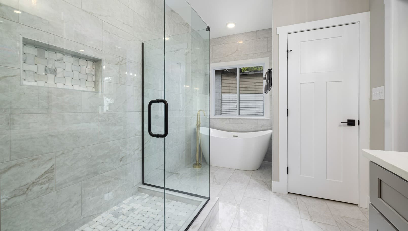 How Much Do Shower Screens Cost? Can My Budget Handle It