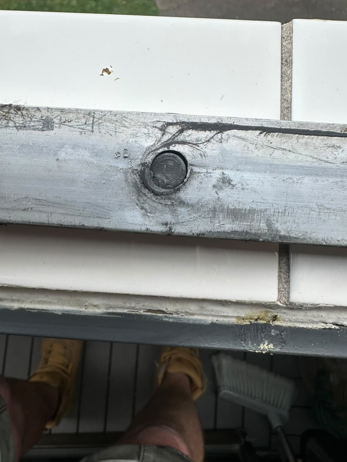 Sliding door