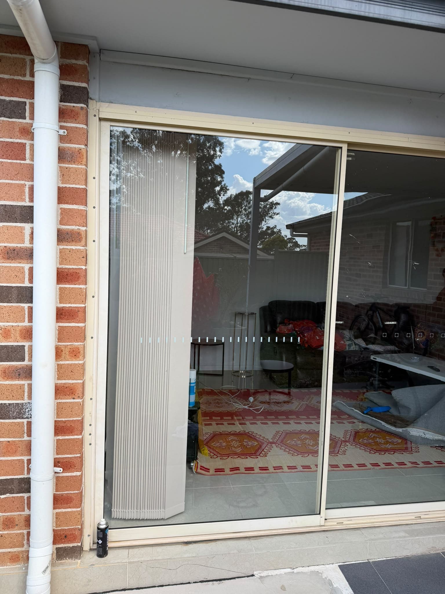 Sliding door